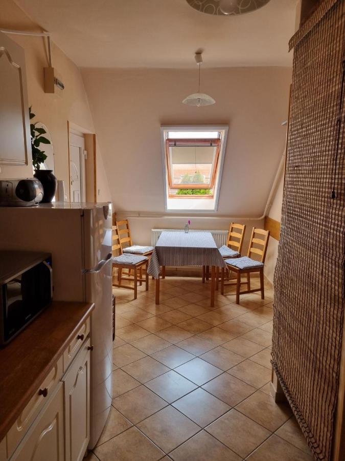 Koerteszirom Apartman Eger Buitenkant foto